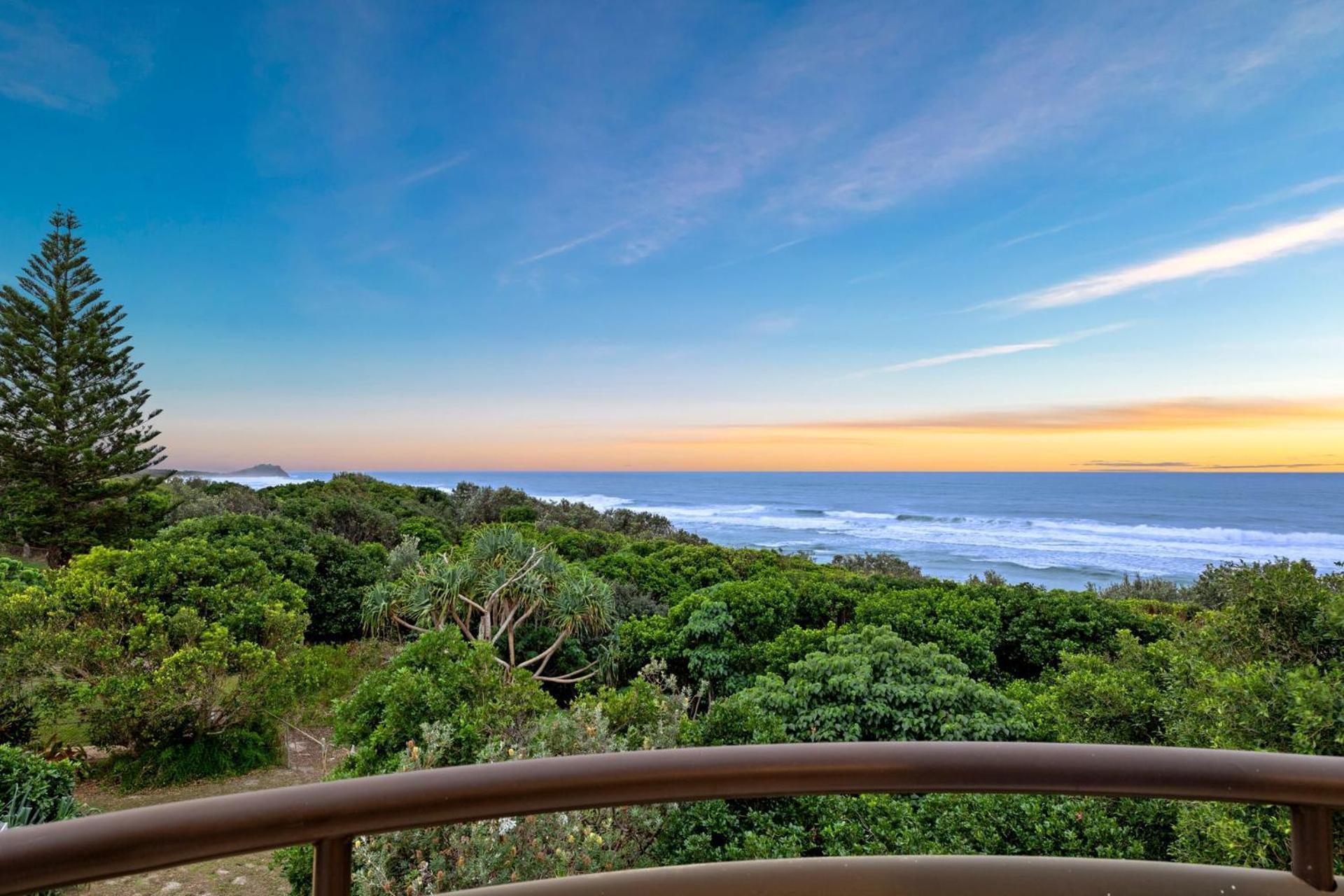 Shoreline 9 Penthouse With Ocean Views Hastings Point Buitenkant foto
